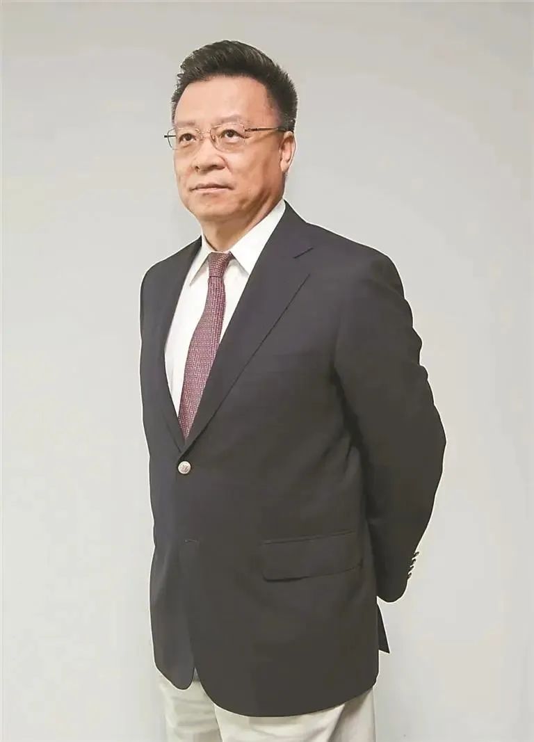 全國人大代表、鵬城實驗室主任、中國工程院院士高文建議在深圳探索設(shè)立“低空經(jīng)濟(jì)示范區(qū)”