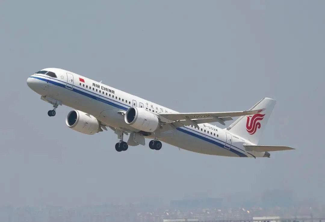 國(guó)航首架C919完成首次試飛，消息人士稱(chēng)C919有望明年獲歐盟認(rèn)證！